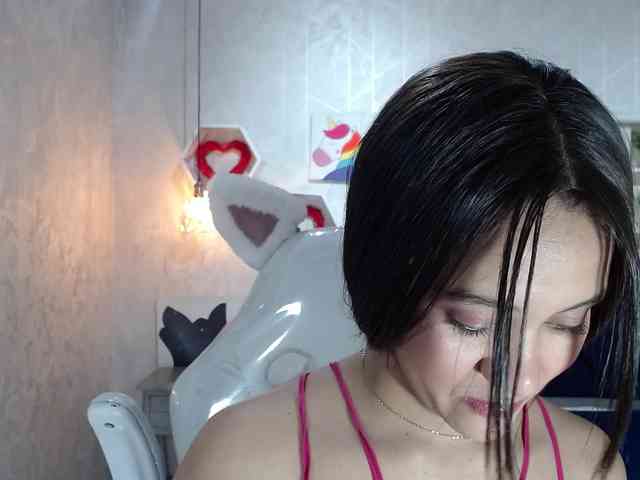 roxxanavelmont1 webcam