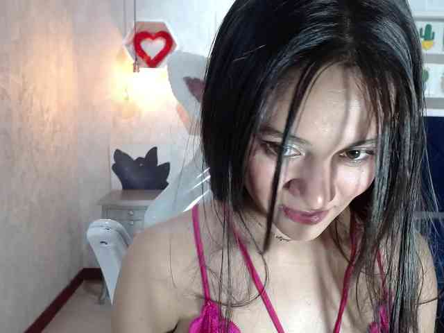 roxxanavelmont1 webcam