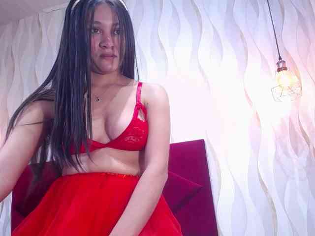 roxxanavelmont1 webcam