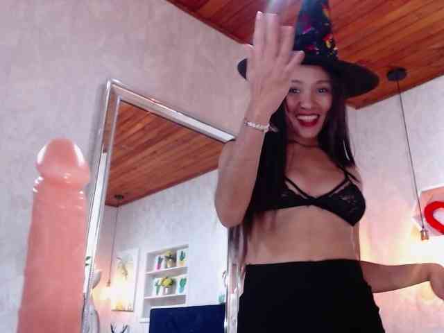 roxxanavelmont1 webcam