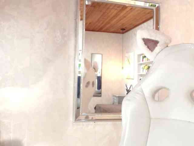 roxxanavelmont1 webcam