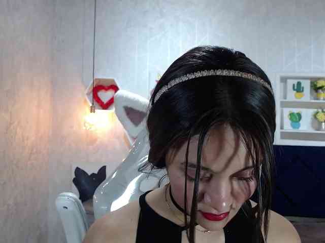 roxxanavelmont1 webcam