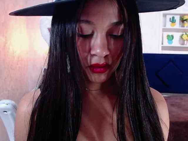 roxxanavelmont1 webcam