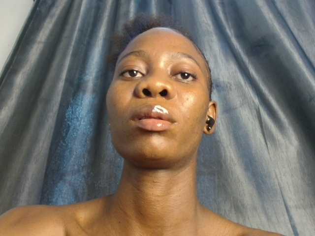 Sweetpussy135 webcam