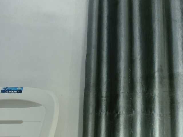 Sweetpussy135's BongaCams show and profile