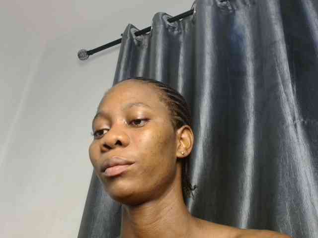 Sweetpussy135 webcam