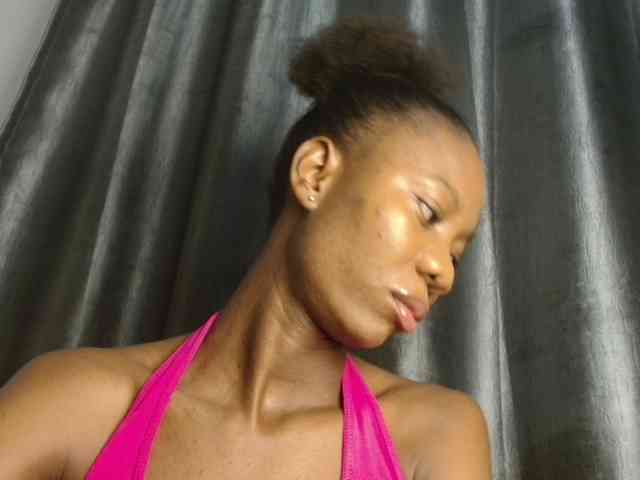 Sweetpussy135 webcam