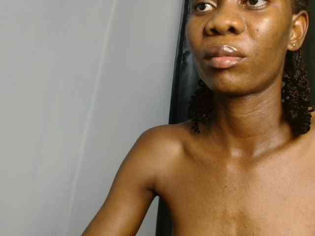 Sweetpussy135 webcam