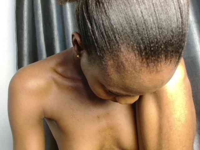 Sweetpussy135 webcam