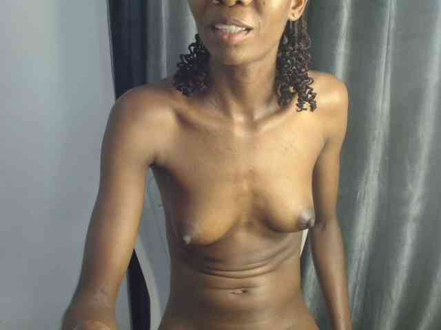 Sweetpussy135 webcam