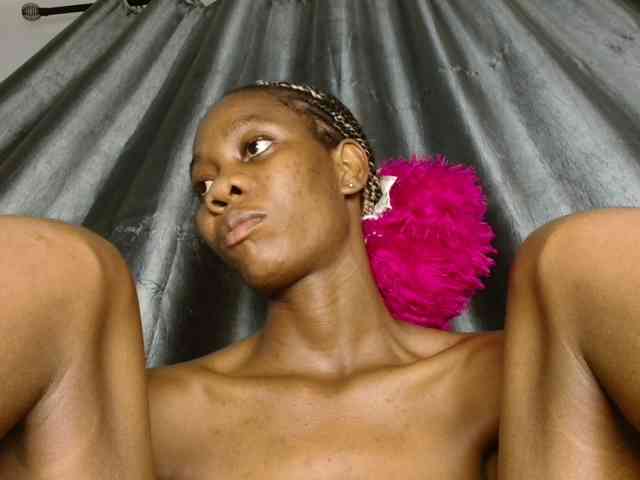 Sweetpussy135 webcam