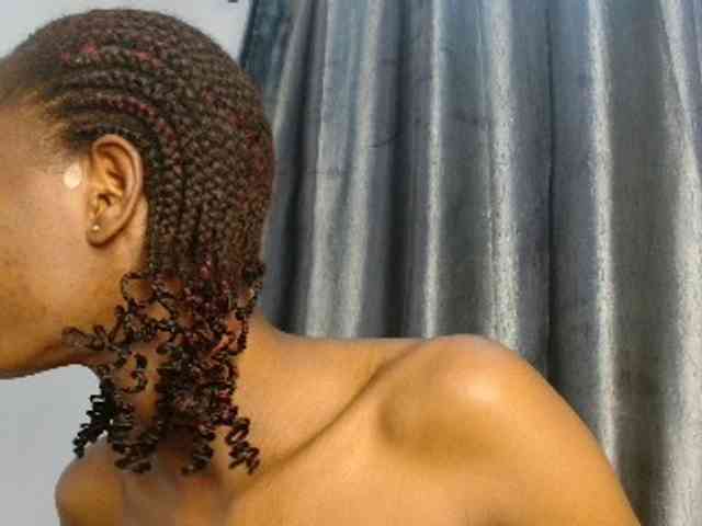 Sweetpussy135 webcam