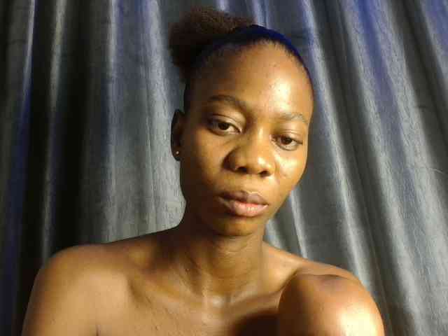 Sweetpussy135 webcam