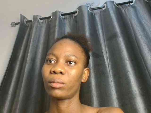 Sweetpussy135 webcam