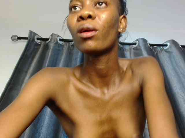 Sweetpussy135 webcam