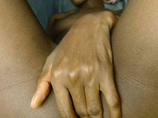 Sweetpussy135 webcam