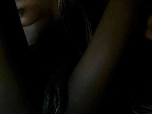 Sweetpussy135 webcam