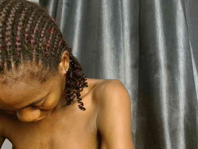 Sweetpussy135 webcam