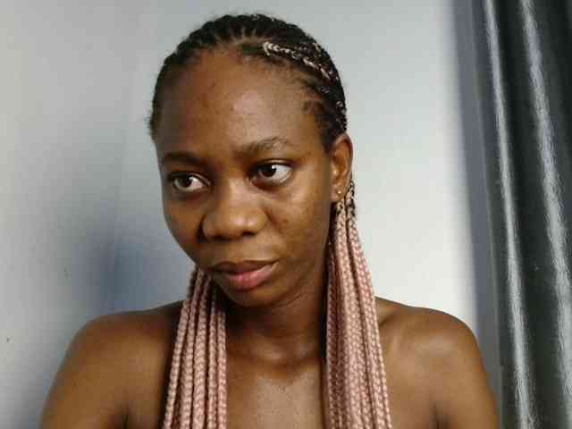 Sweetpussy135 webcam