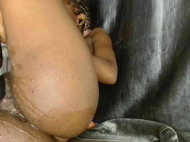 Sweetpussy135 webcam