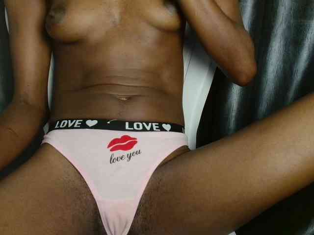 Sweetpussy135 webcam