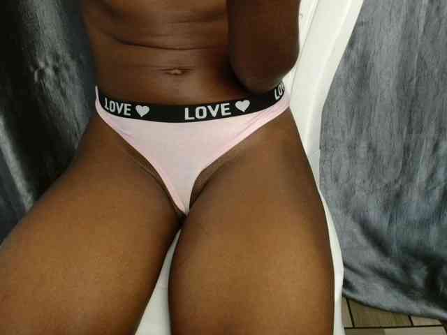 Sweetpussy135 webcam