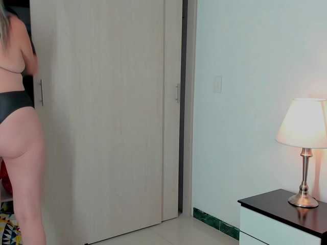 victoriaqueen2's BongaCams show and profile