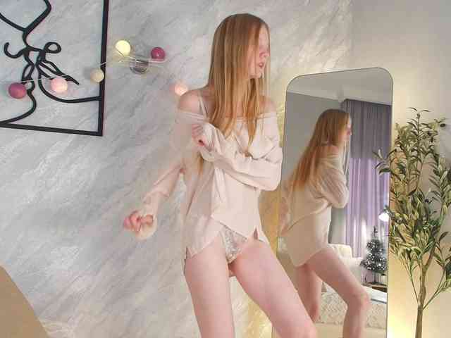 LiandraNelson webcam