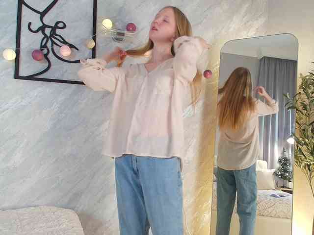 LiandraNelson webcam