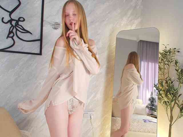 LiandraNelson webcam