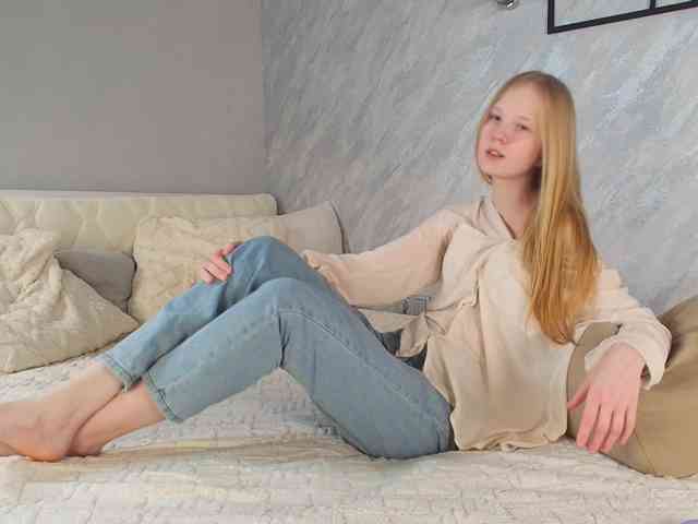 LiandraNelson webcam