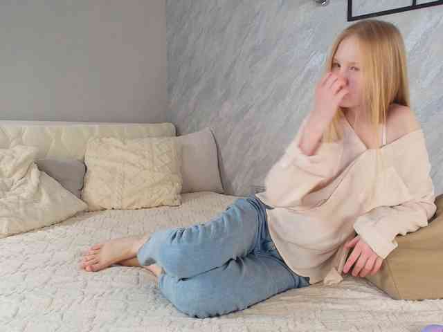 LiandraNelson webcam