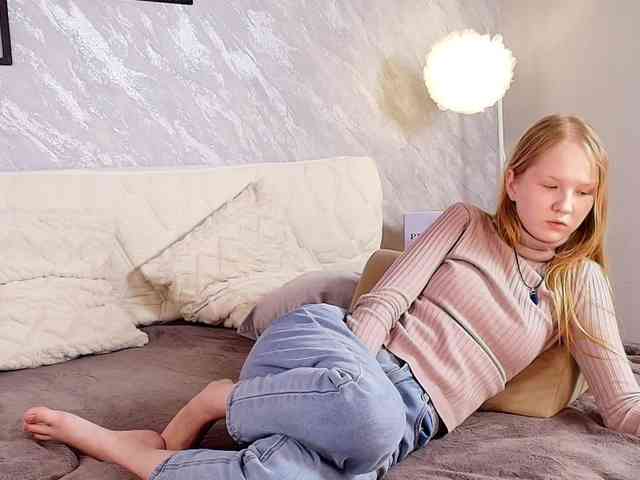 LiandraNelson webcam