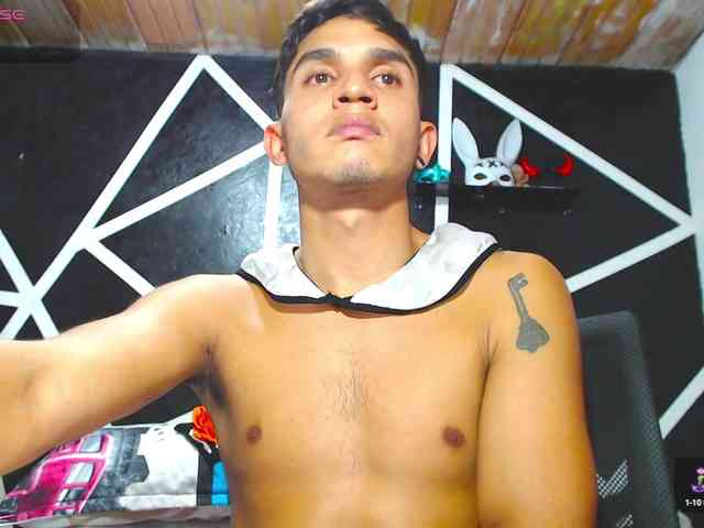 angel-latinboy-1
