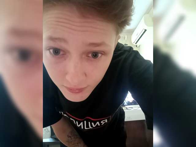LiveWith-Me – webcam model profile photo