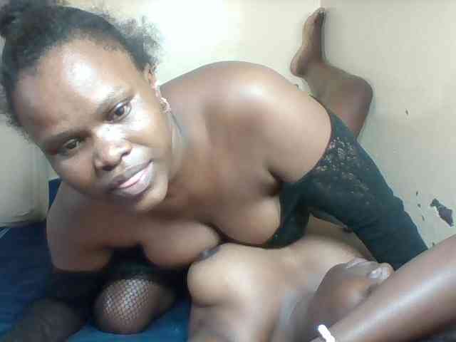 Petite-ebonies webcam