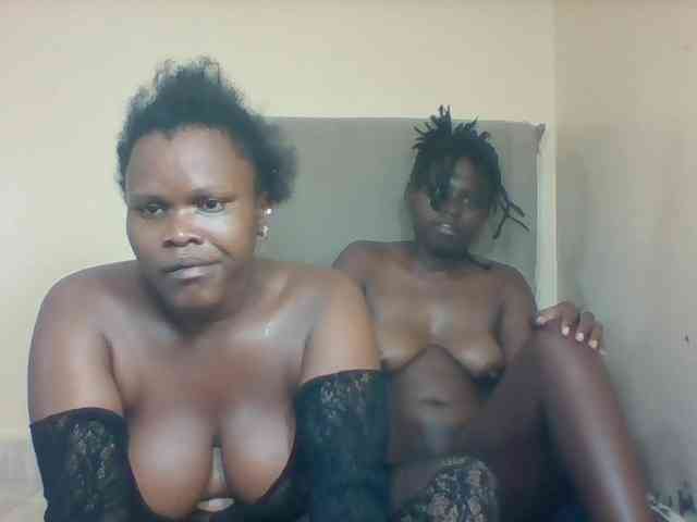 Petite-ebonies webcam