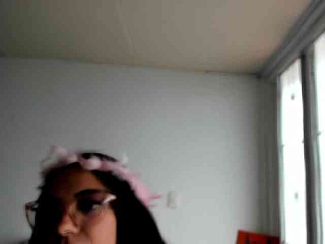 BlackMavis webcam
