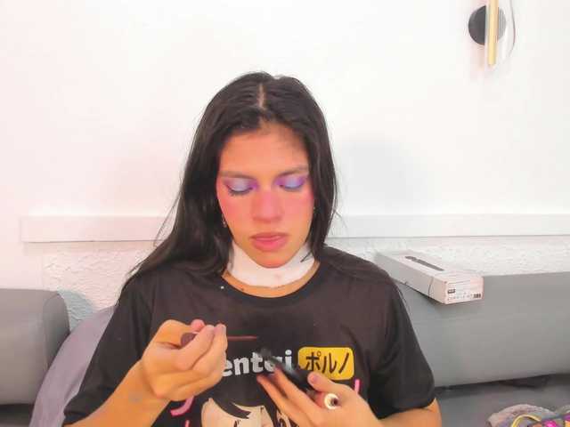 Misaki-Kai's BongaCams show and profile