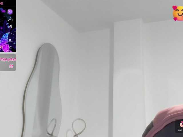 Misaki-Kai live cam profile