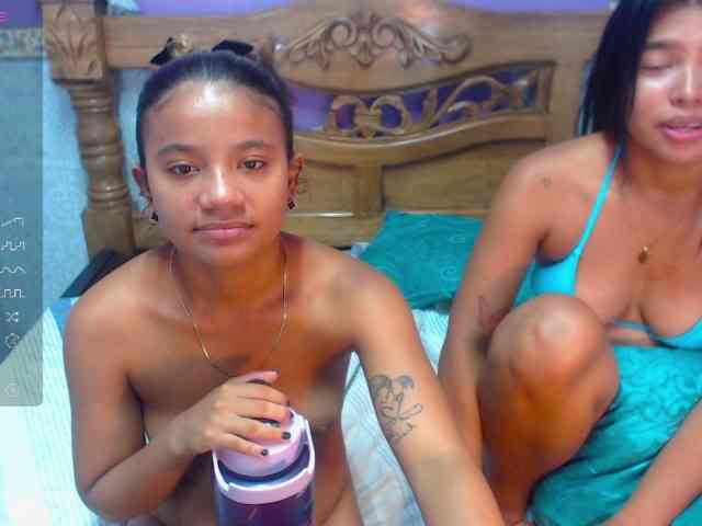 AmaliaAndAngely webcam