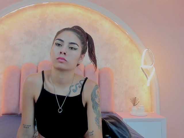  NicoleEsposito chat room