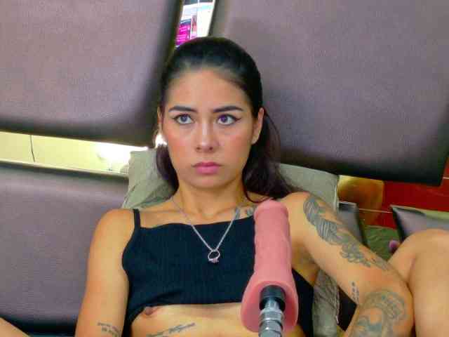 NicoleEsposito webcam