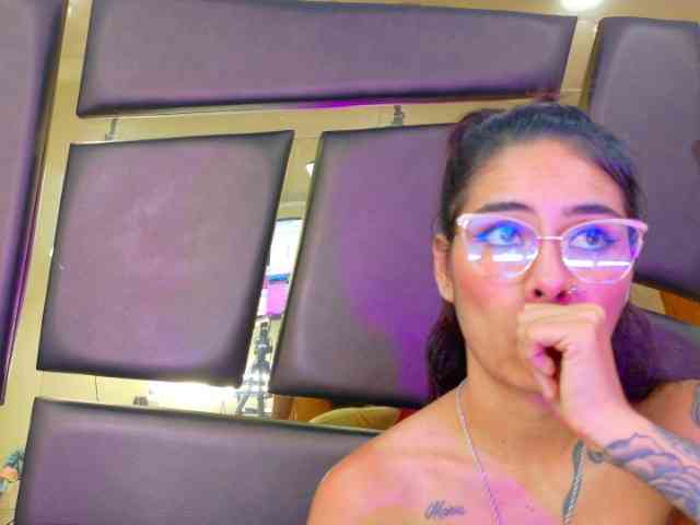 NicoleEsposito webcam