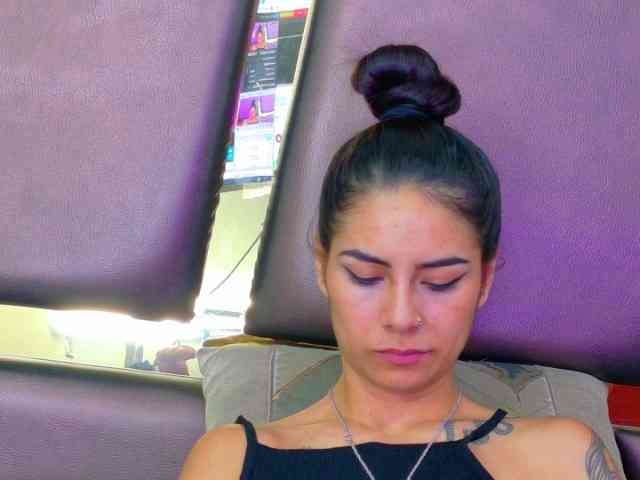 NicoleEsposito webcam