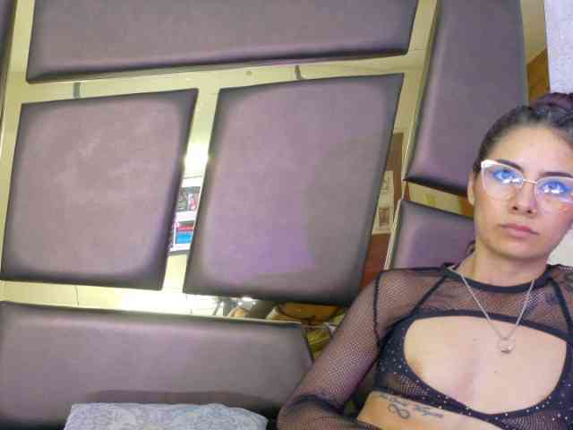 NicoleEsposito webcam