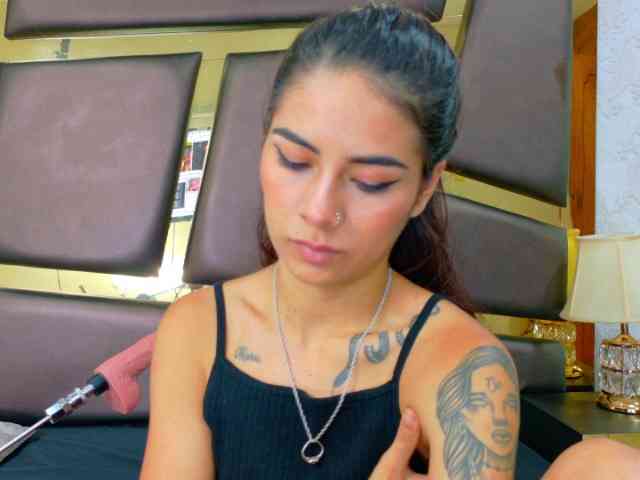 NicoleEsposito webcam