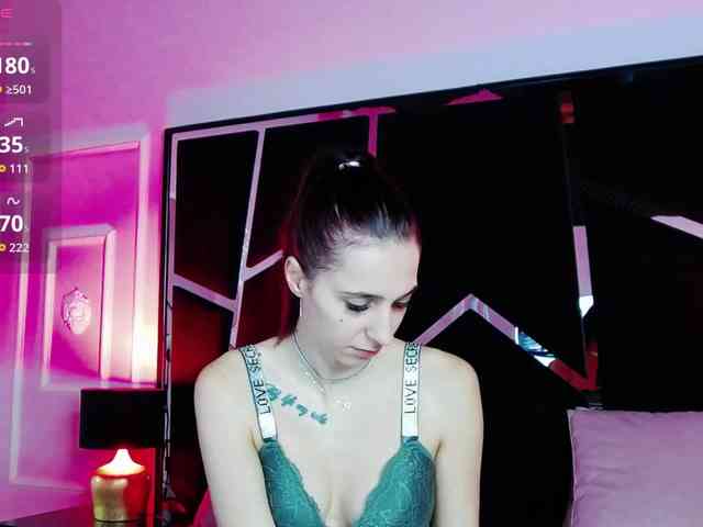 NicolleNixx