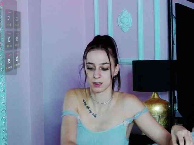 NicolleNixx webcam