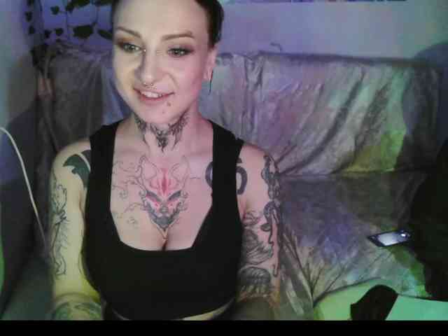 live amateur porn HornyMistresses